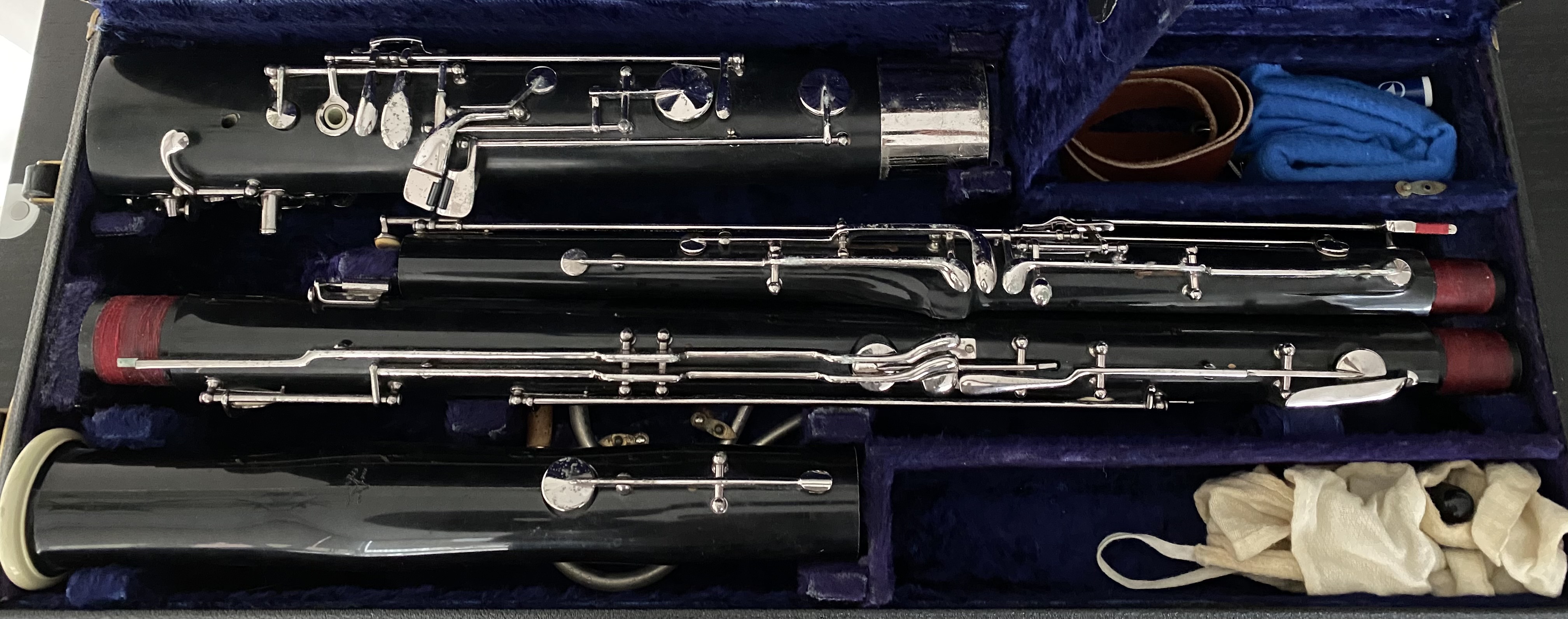 Pre Owned Bassoons iNNOLEDY